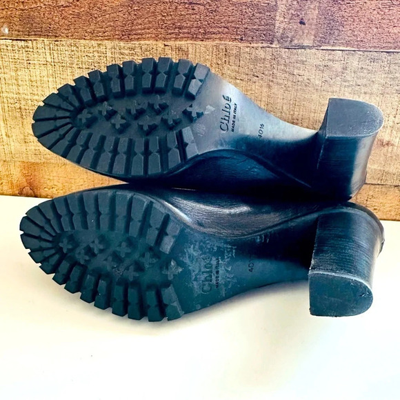 Chloé p Ankle Leather Heeled Booties - Picture 8 of 9